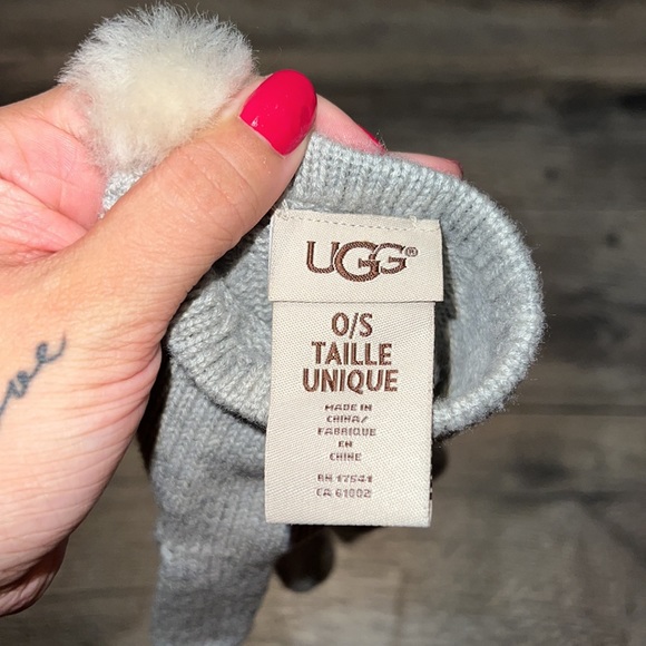 Ugg gloves - Picture 4 of 6